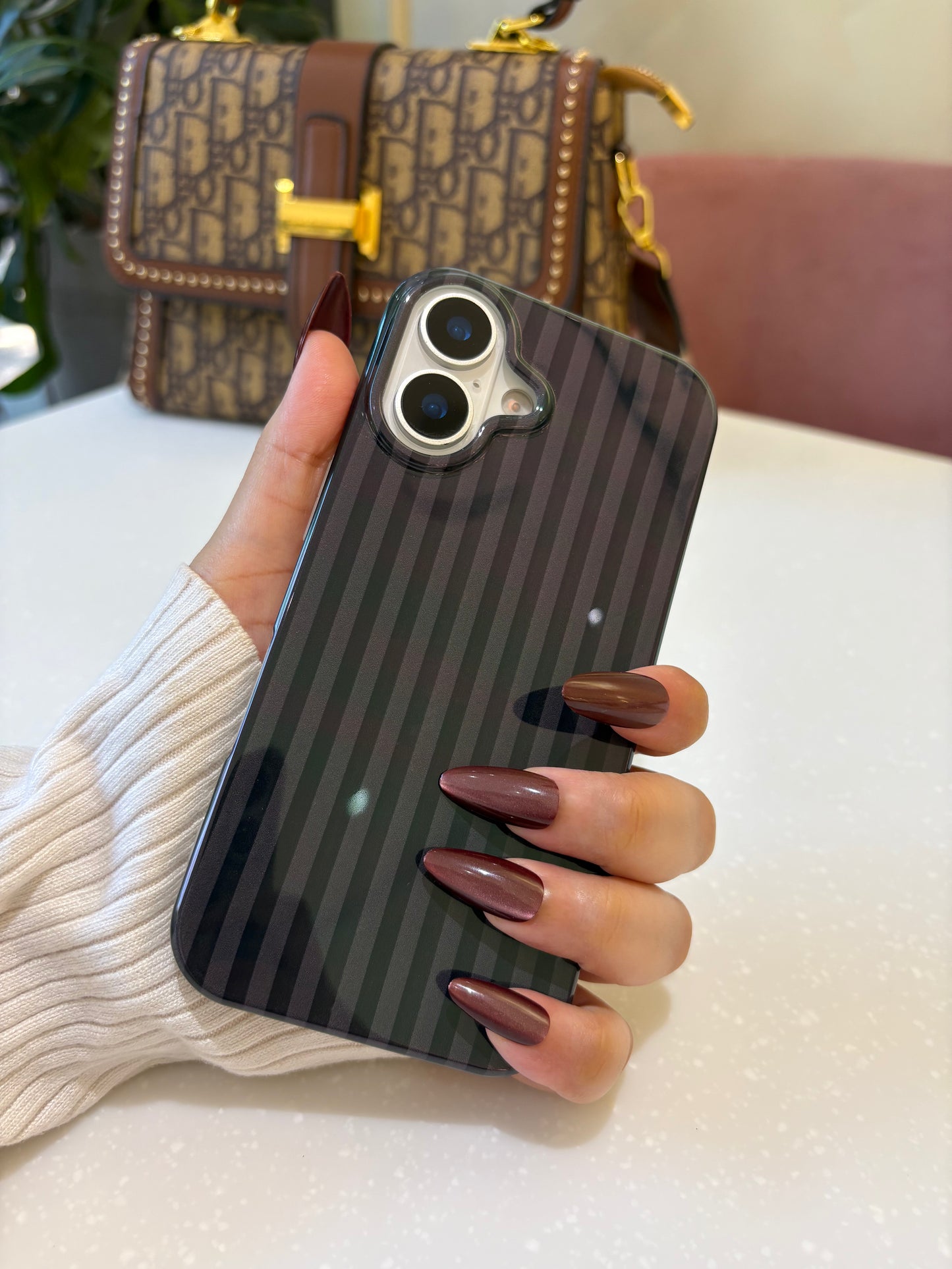 Shadow Stripe Matte Case