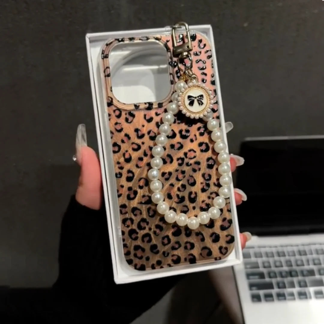 Glamorous Leopard Pearl Luxe Case