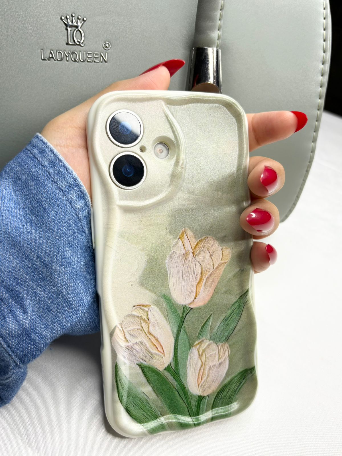 Flower Tulip Shockproof iPhone Case – Stylish Floral Protection