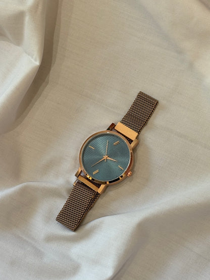 Royal Green Elegance with Magnetic Belt Gold Finish