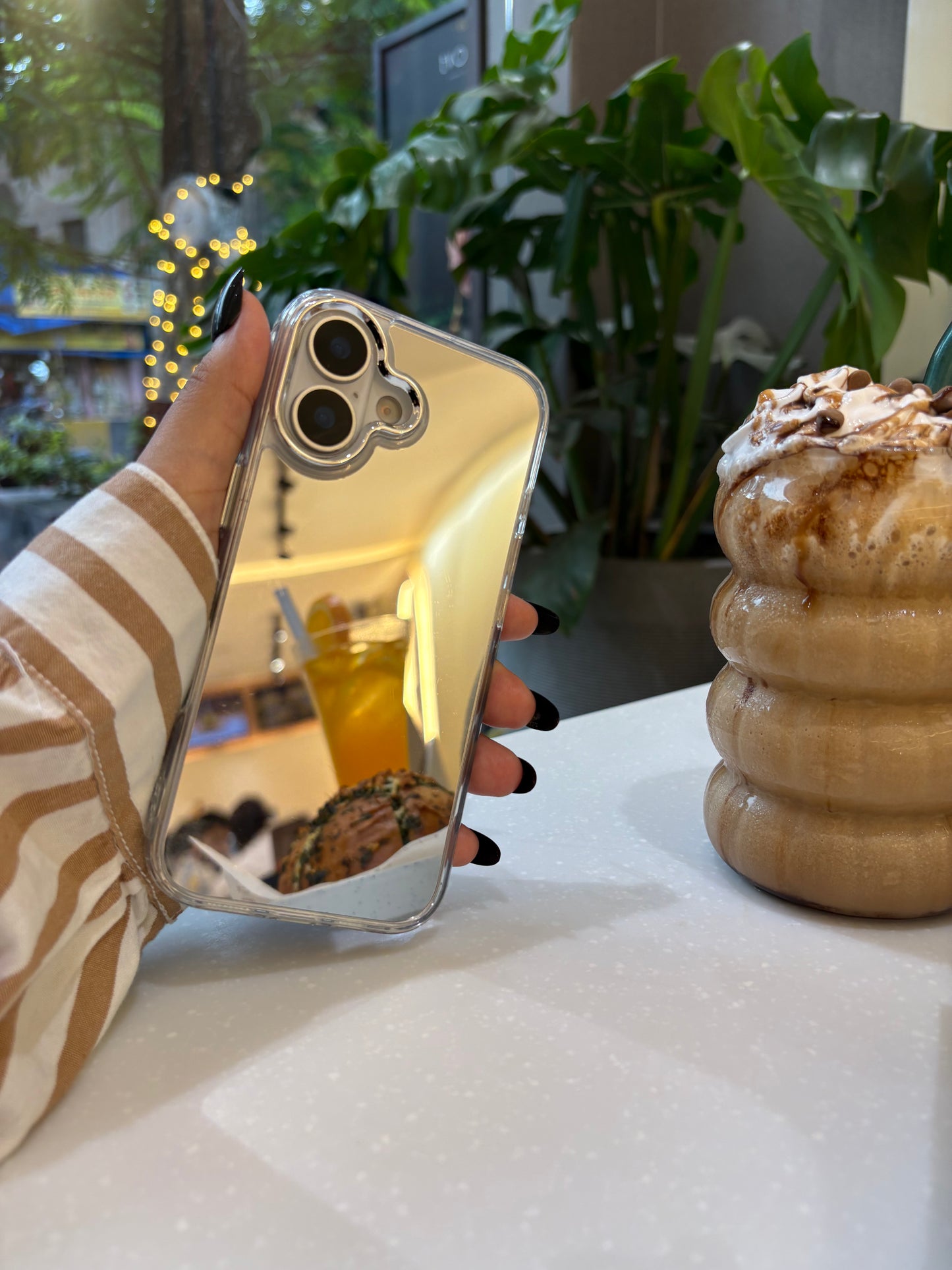 Mirror-Back Clear Luxury iPhone Case – Slim & Stylish