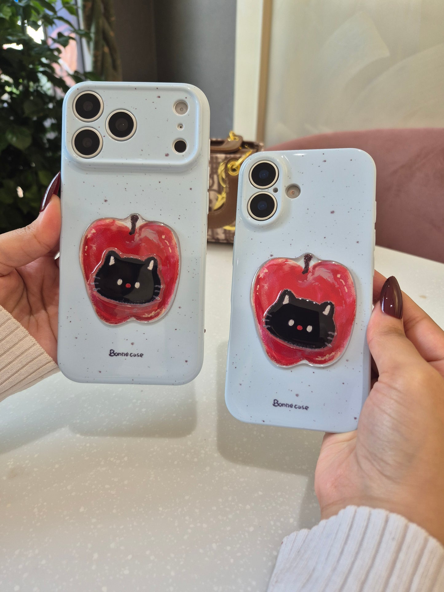 Kitty Apple Case