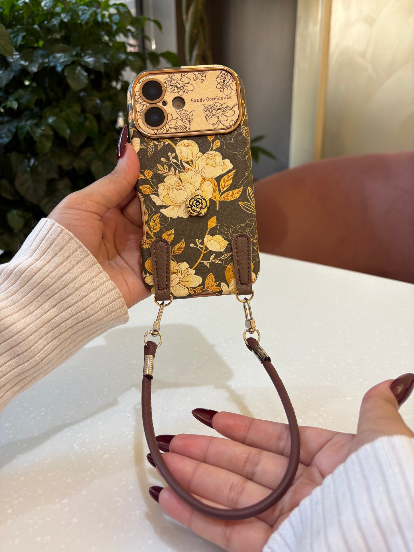 Vintage Camellia Crossbody Case