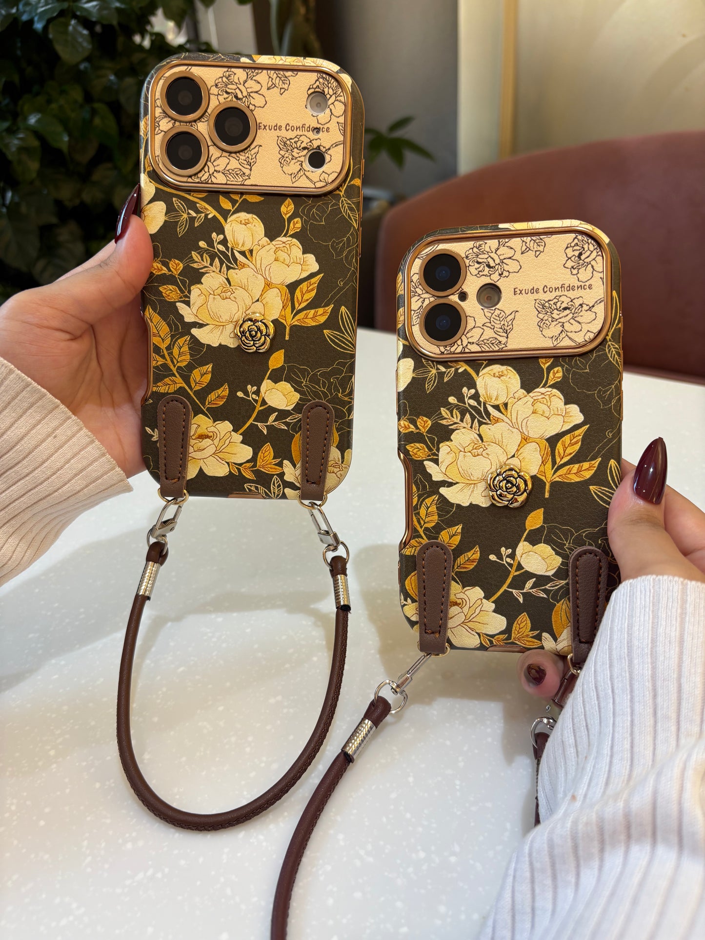 Vintage Camellia Crossbody Case