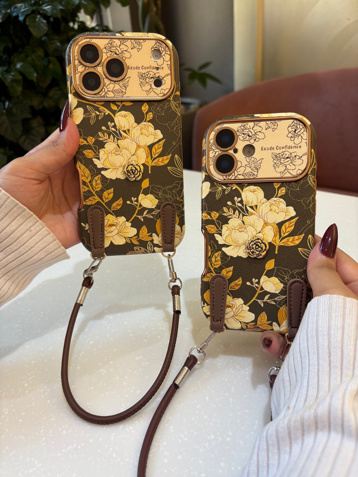 Vintage Camellia Crossbody Case
