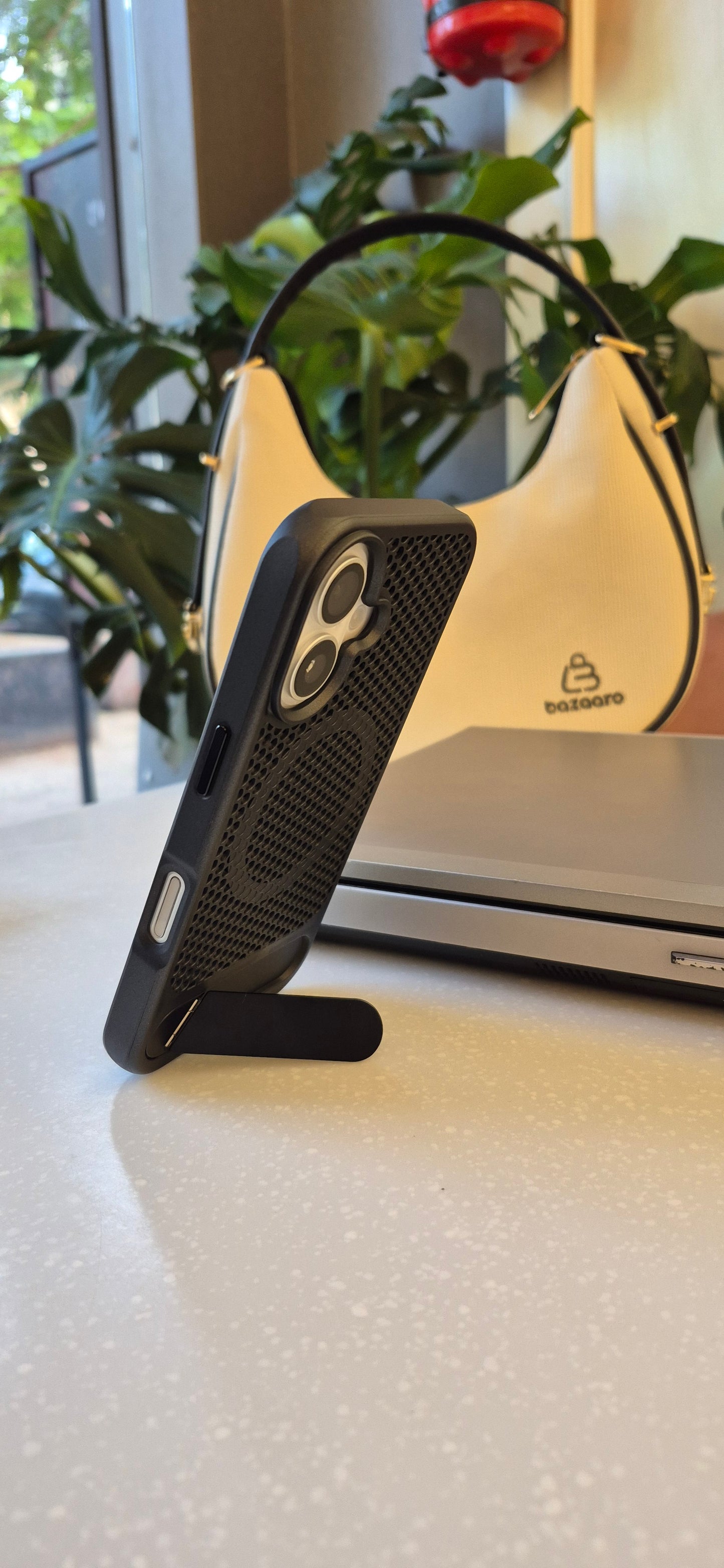 Heat Dissipation AirFusion iPhone Case