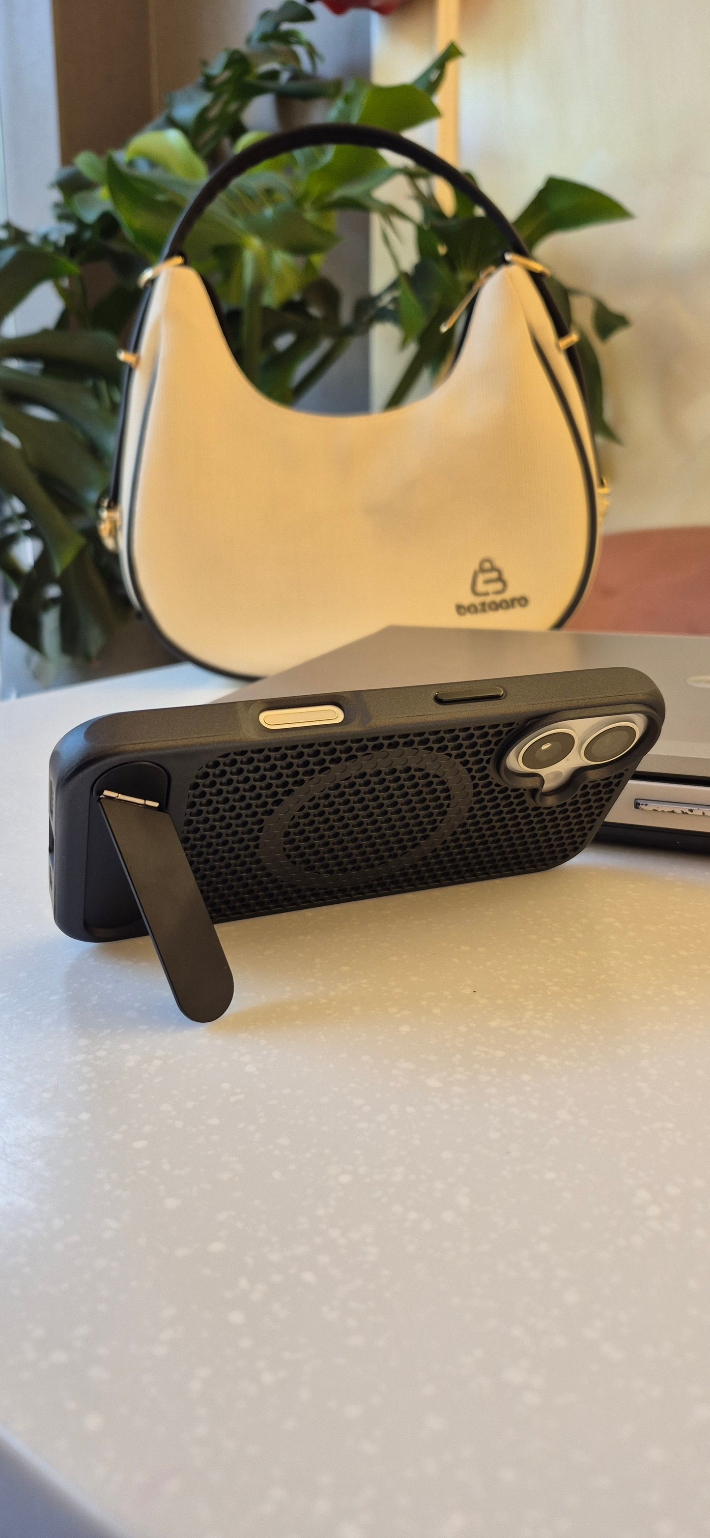 Heat Dissipation AirFusion iPhone Case