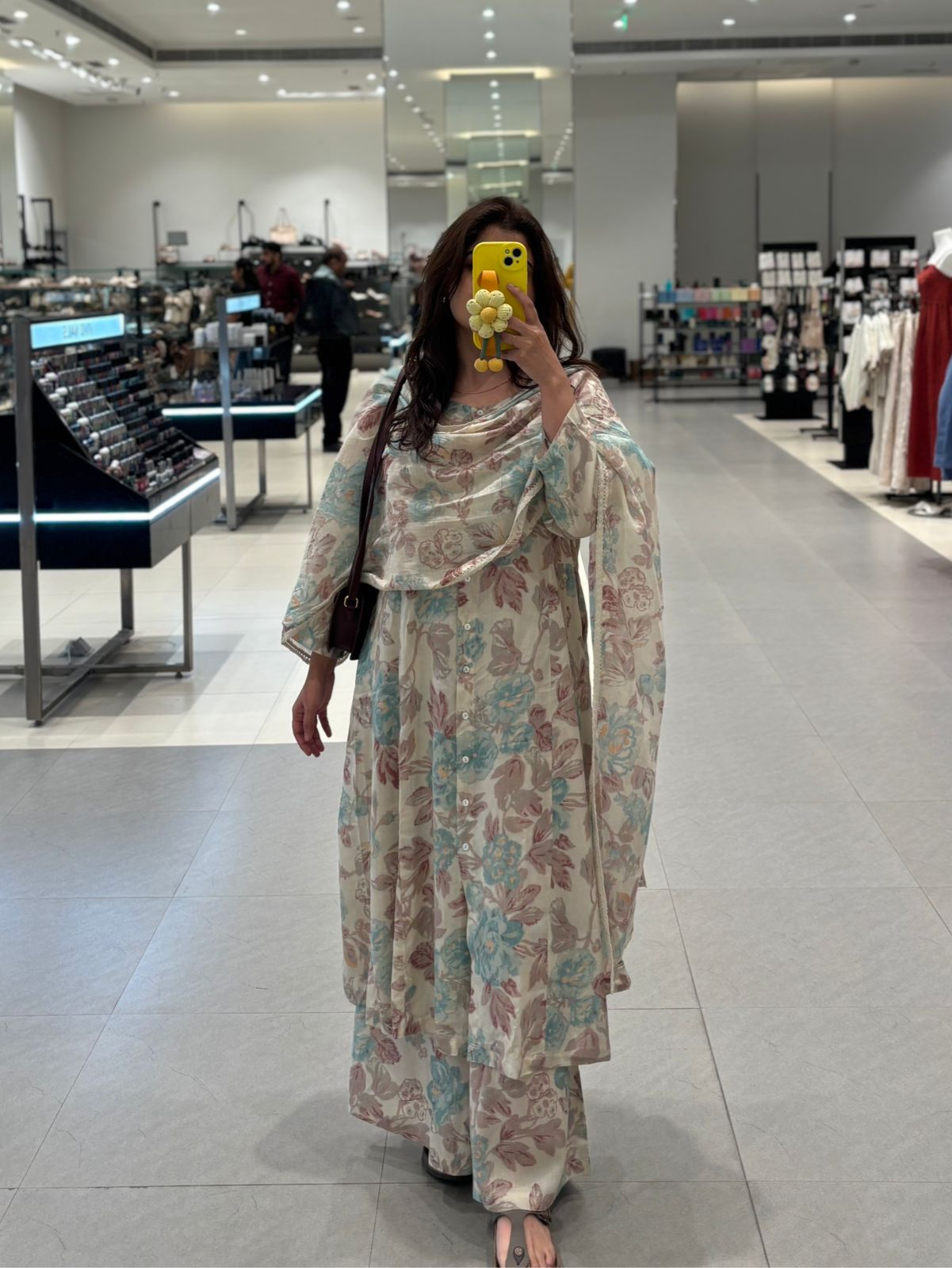 Sunflower Wrist‑Strap Phone Case for iPhone