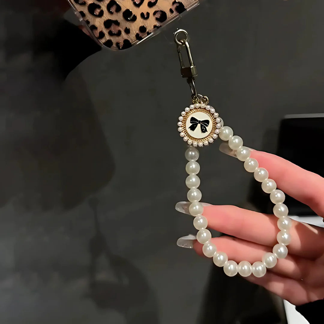 Glamorous Leopard Pearl Luxe Case